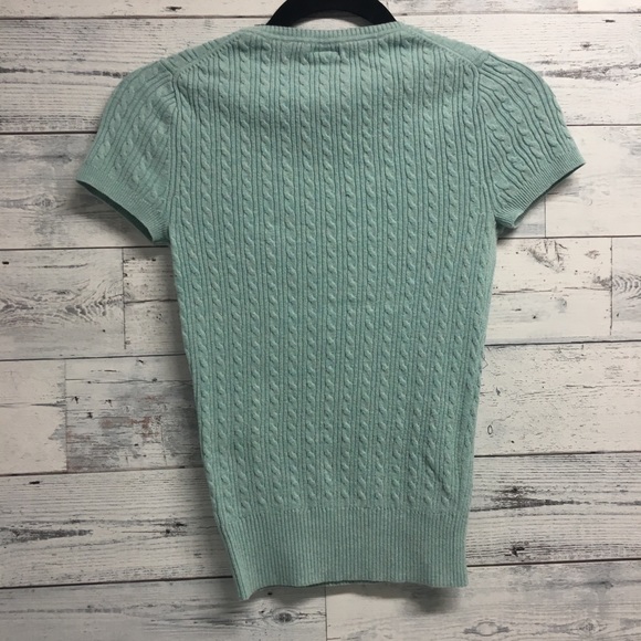 GAP v-neck cable knit short sleeve sweater - Picture 2 of 6
